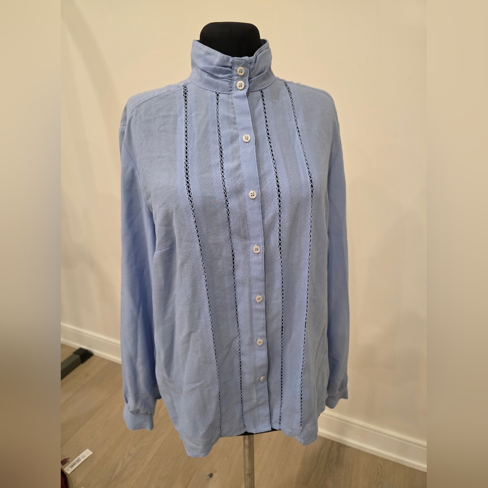Vintage Elegant Blue Button Down Shirt with Crochet EUR 44 M-L US 12 - Picture 2 of 8